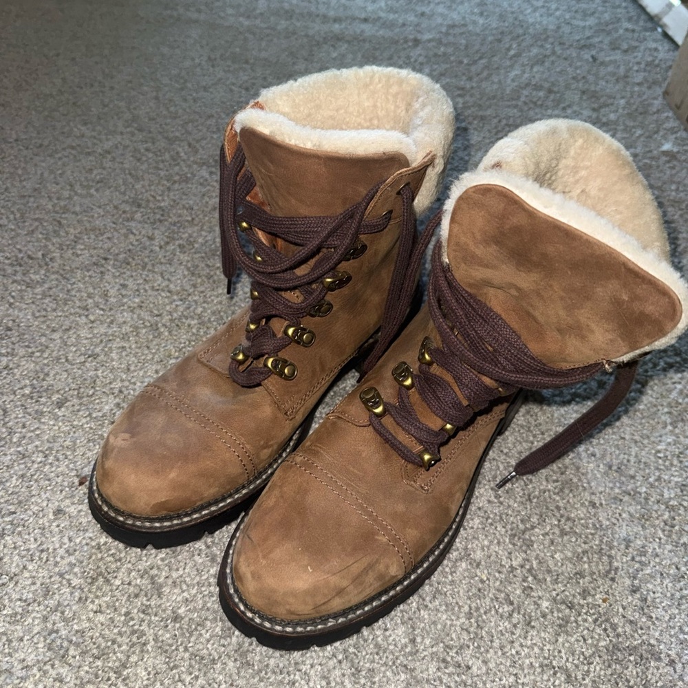Frye Women’s Leather Suede Shearling Winter Boot